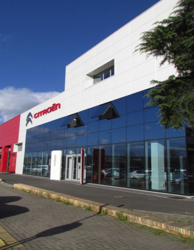 Edificación Industrial de Rehabilitación para Concesionario de Citroën – Sevilla