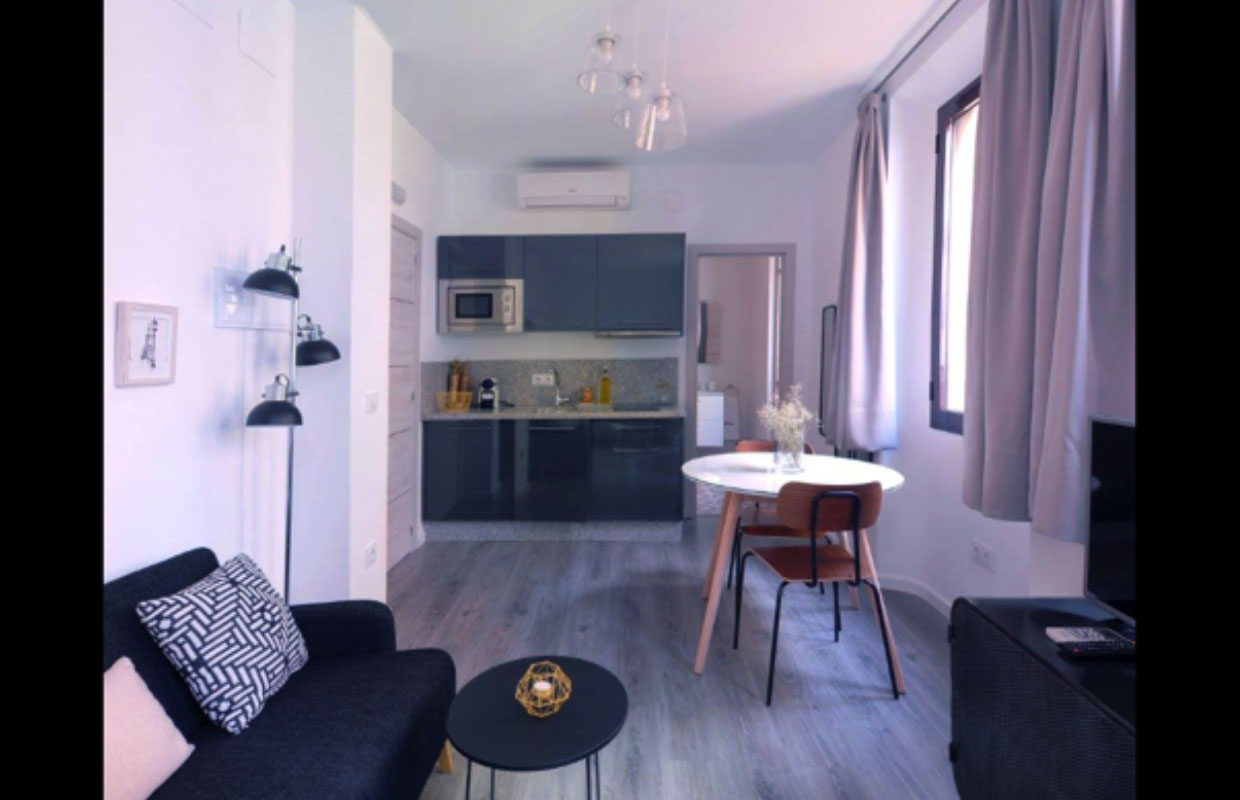 Reforma de Edificio para Apartamentos Turísticos en C./ Pastor y Landero – Sevilla